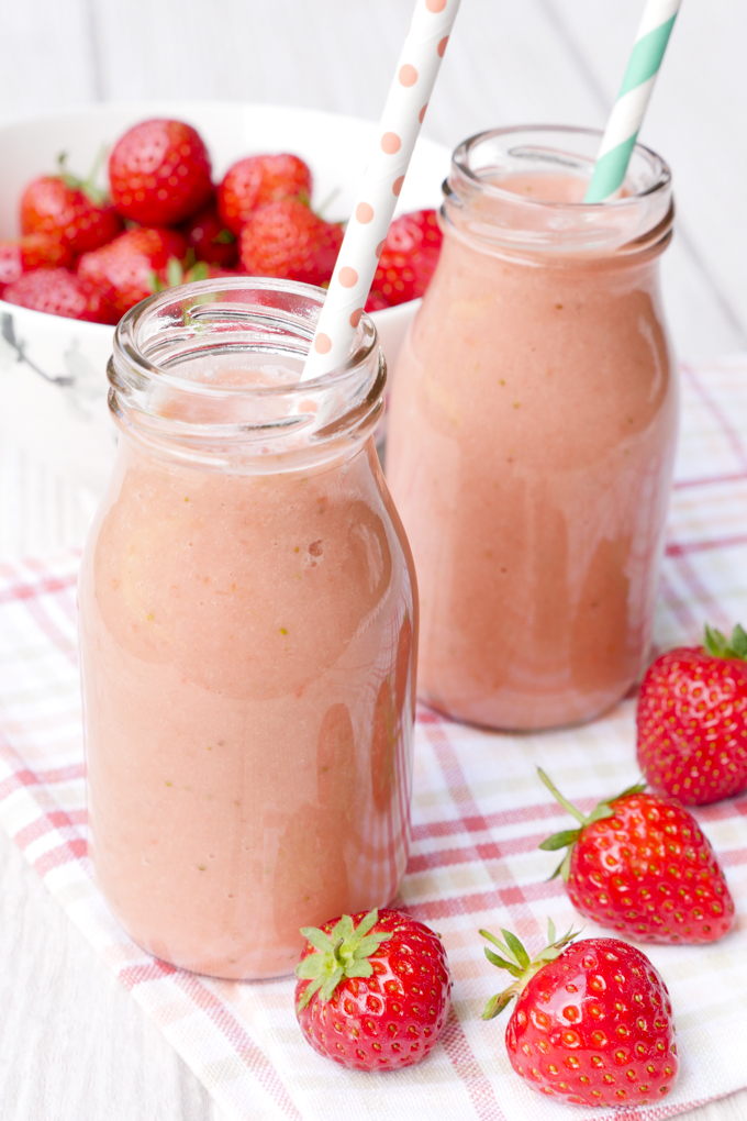 Creamy strawberry smoothie with rhubarb and milk
