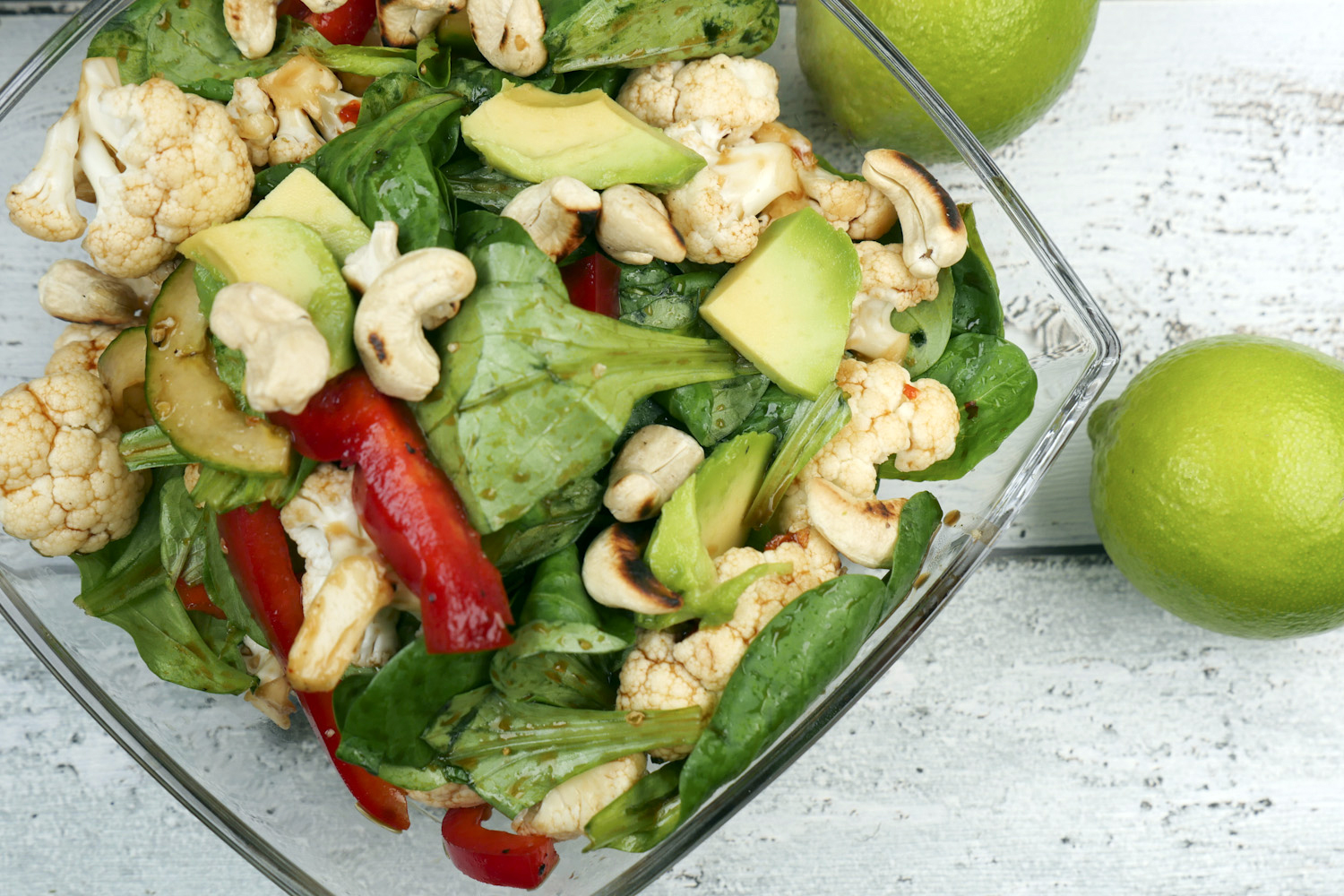  low carb cauliflower salad with cashews and avocado 